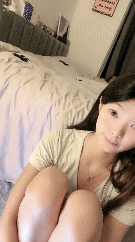 清纯反差嫩妹[小呼辣辣]性感蕾丝裙 听指挥展示酥胸粉穴 毛毛 白浆 超多 4.13-5.13 [6.16G/7V/夸克]-4.gif