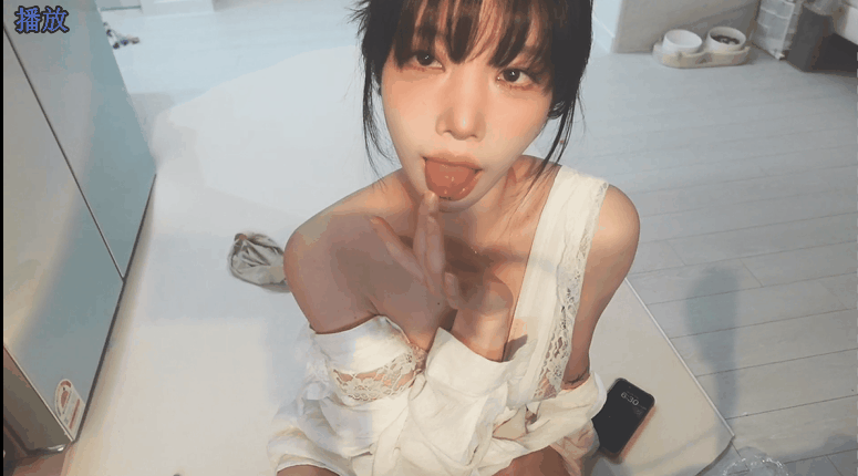 很火的韩国高潮脸美女bearasoni口交视频又流出啦[6V300M][夸克]-1.gif
