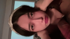 网络泄密小姐姐，多位高颜值清纯可爱少女小姐姐 人前女神人后小母狗极度反差的女神美少女 细腰美臀极品身材诱惑至极 甜美反差少女推荐-1.gif