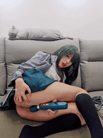 蛙吹梅雨_學生服 Asui Tsuyu[2G/3v+27p/夸克]-1.gif